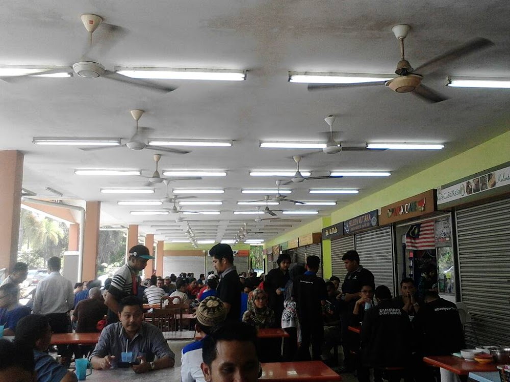 Aina Cafe Mutiara Damansara