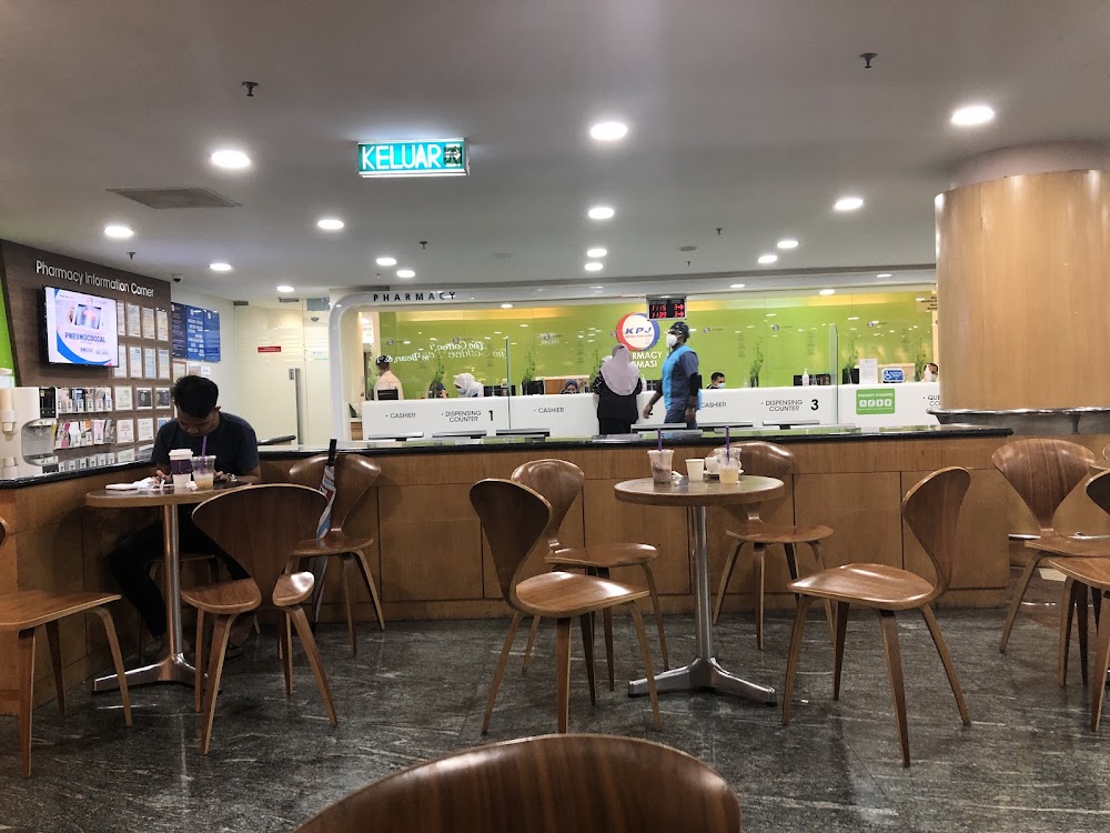 The Coffee Bean & Tea Leaf