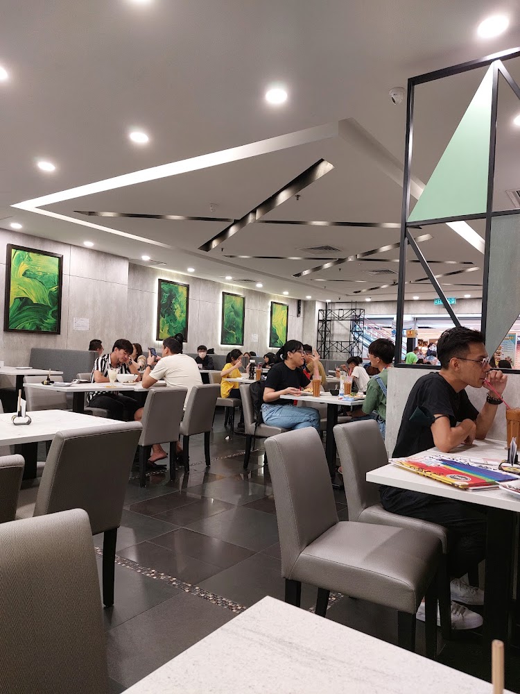 Wong Kok Char Chan Teng • 1 Utama