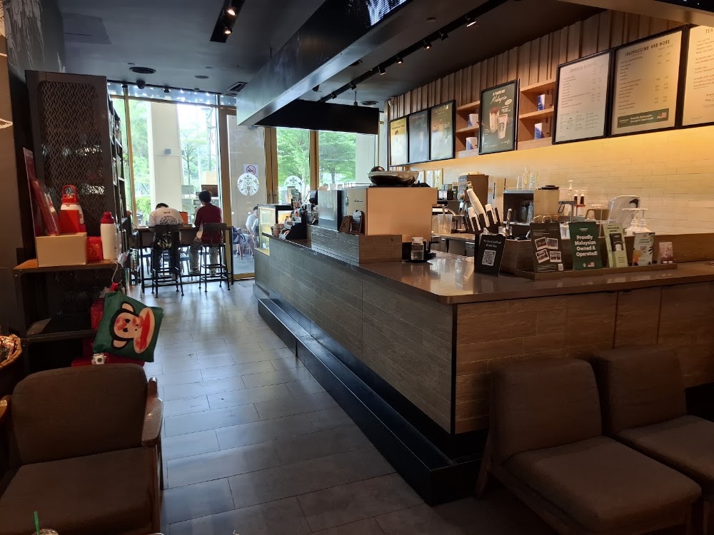 Starbucks - Sunway Pyramid 3 (Sunway Lagoon Hotel)